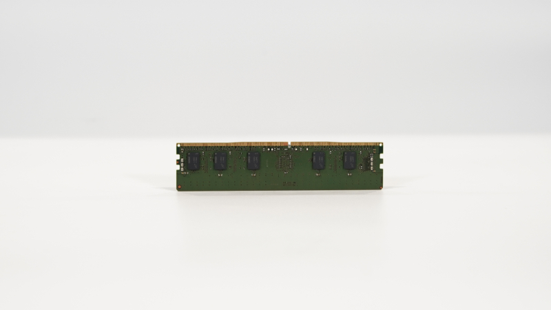 MICRON 8GB KIT 2x4GB 1RX16 PC4-2400T-UCA-11 RAM DIMM Memory DDR4
